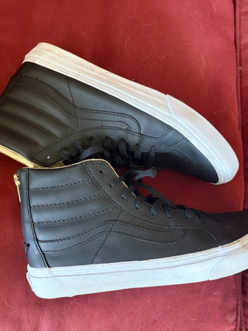 High-top Women’s Vans Black  w/ Gold Zipper - Size  Womens 9, Mens 7.5 - Picture 12 of 12